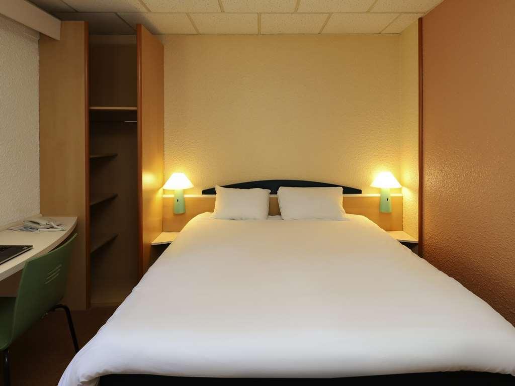 Готель Ibis Еґлетон Номер фото